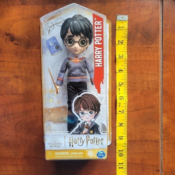Spin Master Wizarding World Harry Potter 8 Inch Doll Figure - Picture 2 of 7